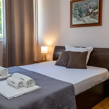 Apartament Spacious Flat With Garage - Steps From The Sea Garden By Flat Manаger *