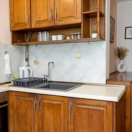 Spacious Flat With Garage - Steps From The Sea Garden By Flat Manаger Apartament *