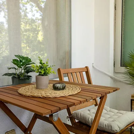 Spacious Flat With Garage - Steps From The Sea Garden By Flat Manаger * Warna