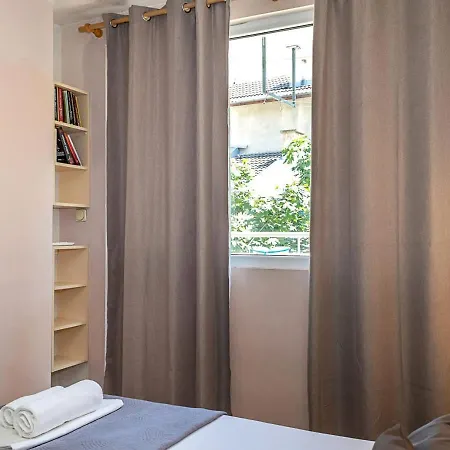 Apartament Spacious Flat With Garage - Steps From The Sea Garden By Flat Manаger